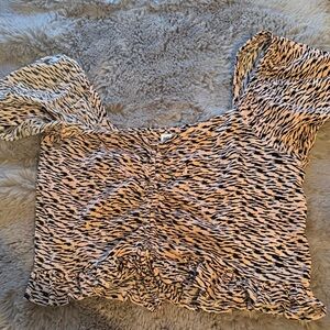 BP Black and Cream Patterned Blouse